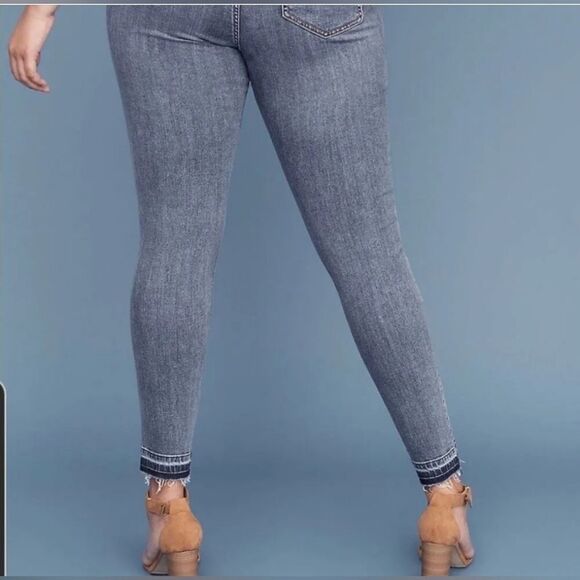 Lane BRYANT Mid Rise SuperStretch Skinny Bead Rhinestone Jeans - Picture 5 of 11